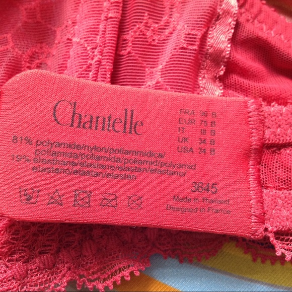 Chantelle lace red bra - Picture 6 of 6